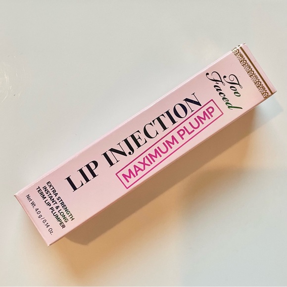 Too Faced Lip Injection Maximum Plump Extra Strength Lip Gloss Brand New in Box - Picture 7 of 7
